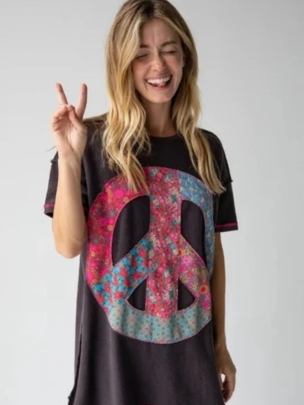 NATURAL LIFE Black Short Sleeve Tee with Multicolor Floral Peace Sign
